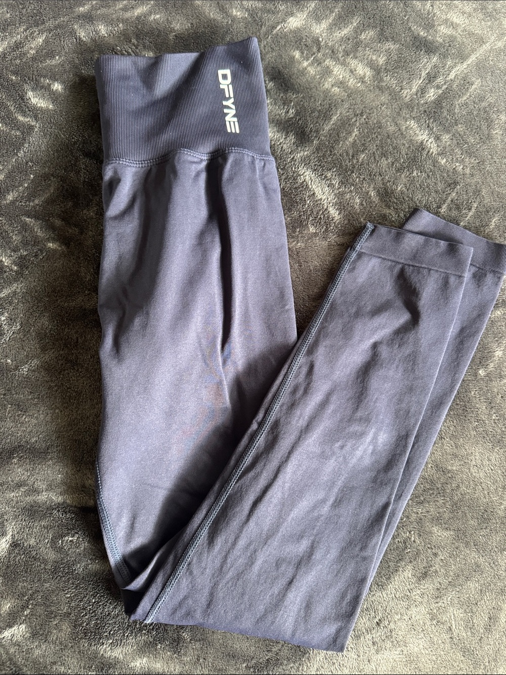 Dfyne Women’s Navy High-Waist Active Leggings
